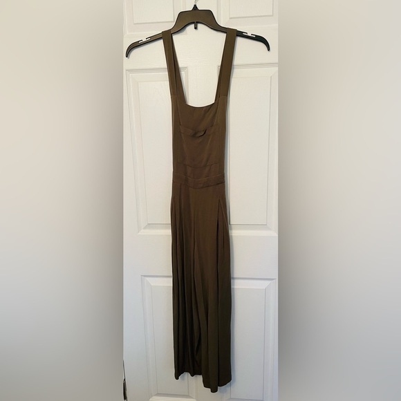 FOREVER 21 Green Pleated Suspenders Wide Leg Jumpsuit Overalls Romper Size S - Picture 3 of 7